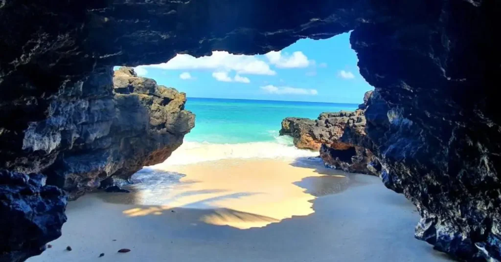 Al Camar Lodge (Ndzaouze, Grande Comore) visaboards