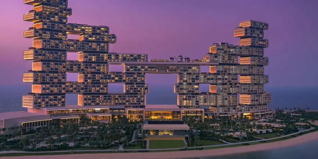 Atlantis The Royal – Dubai visaboards