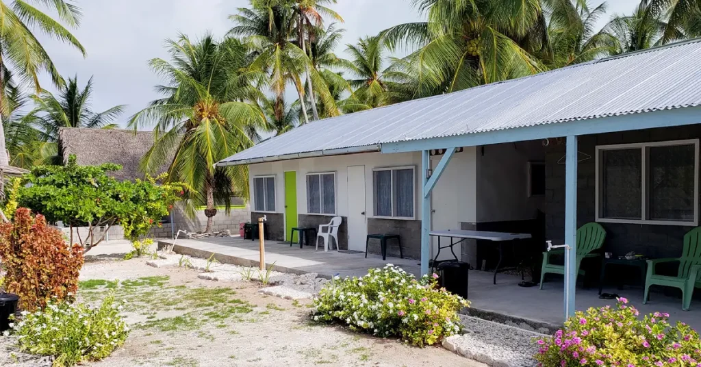 Captain Cook Hotel (Kiritimati Island Christmas Island) visaboards