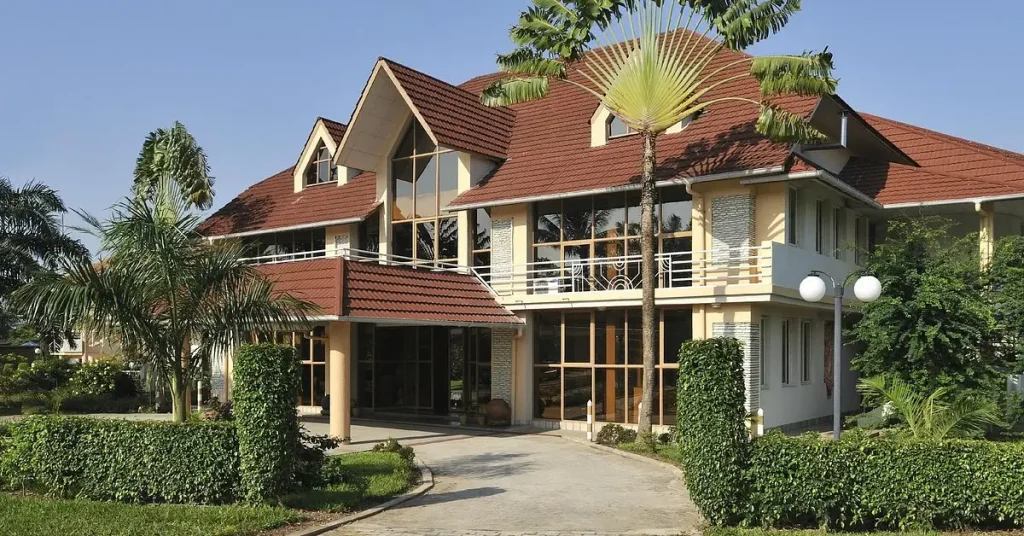 City Centre Value Hotel visaboards (1)