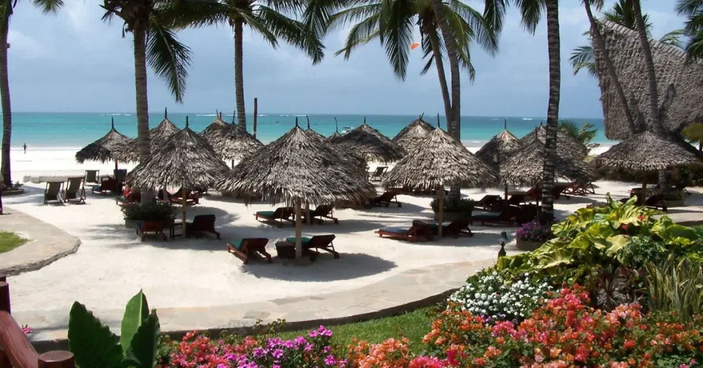 Coastal Luxury Resort (Kenyan Coast – Indian Ocean) visaboards