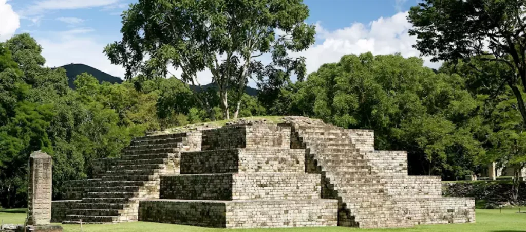 Copán Ruinas in Honduras visaboards