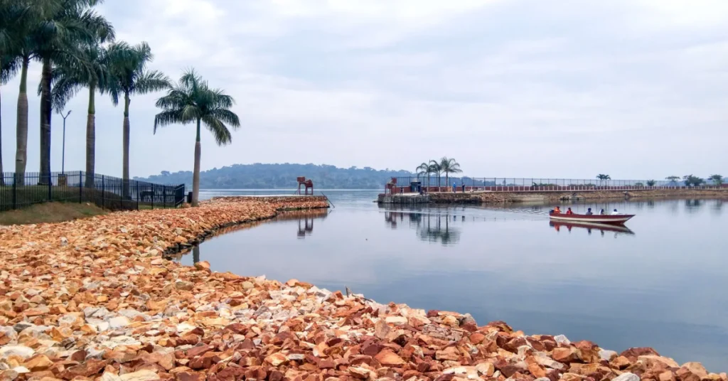 Entebbe & Lake Victoria in Uganda visaboards