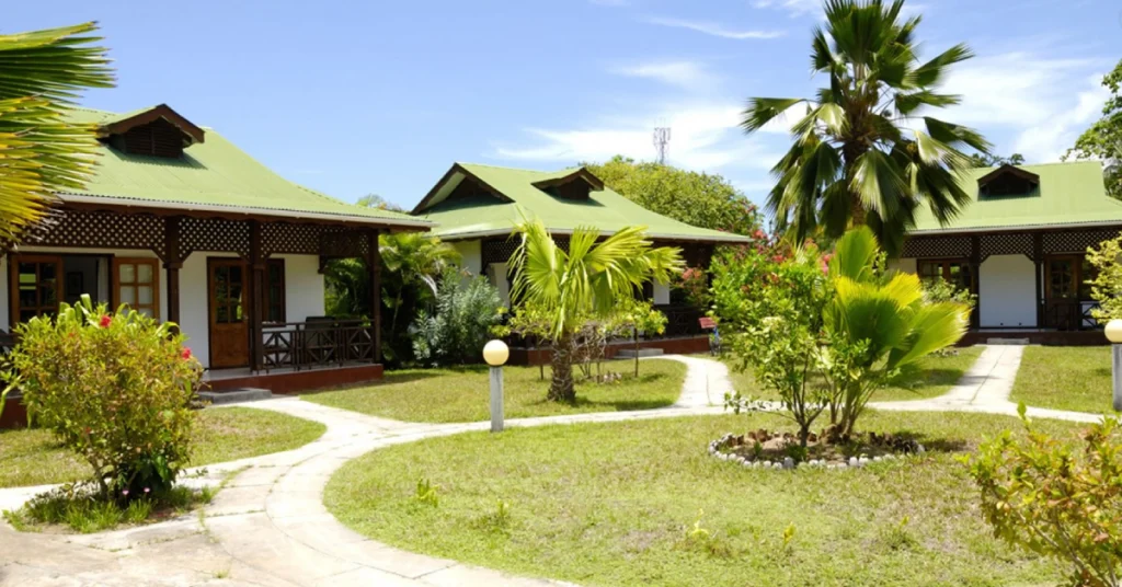 Fleur de Lys – La Digue visaboards