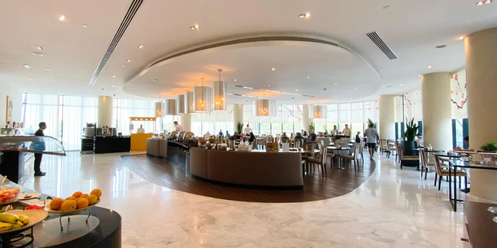 Holiday Inn Express Abu Dhabi – Abu Dhabi visaboards