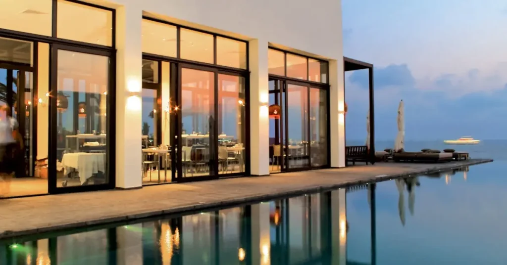 Hotel Almyra (Paphos) visaboards