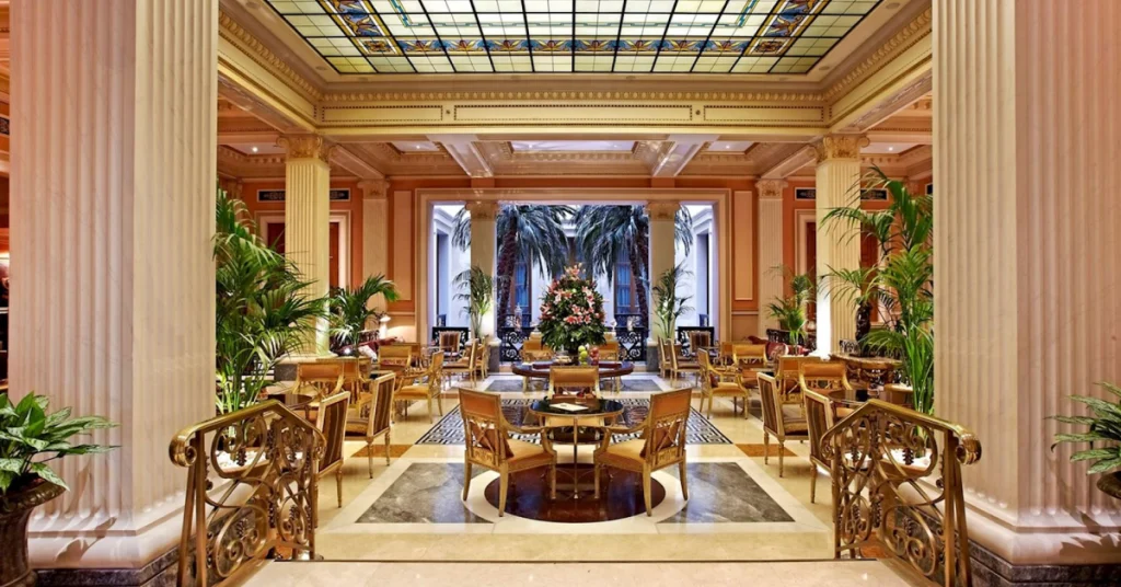 Hotel Grande Bretagne (Athens – Syntagma Old Town) visaboards