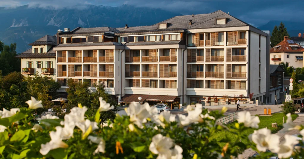 Hotel Lovec – Lake Bled visaboards