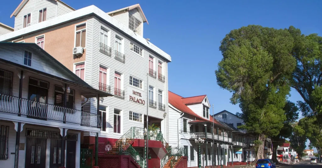 Hotel Palacio – Paramaribo visaboards