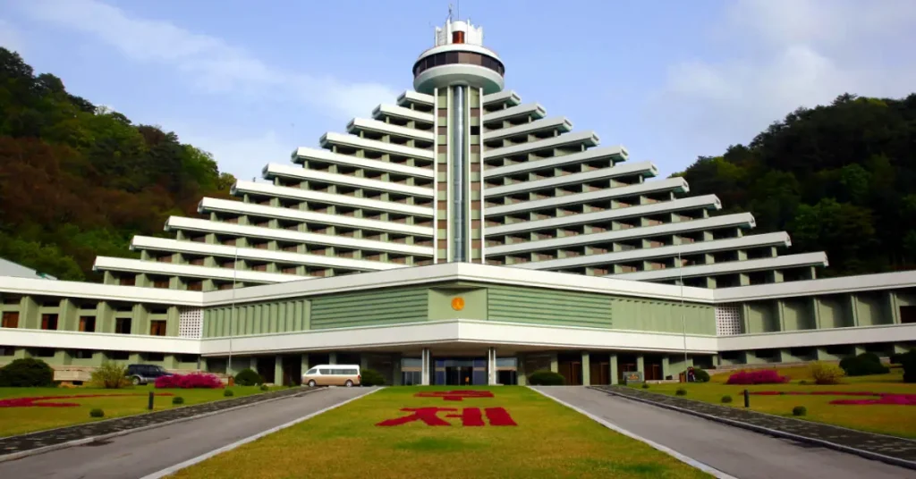 Hyangsan Hotel (Mount Myohyang Region) visaboards