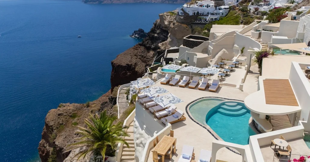Katikies Santorini (Santorini – Oia cliffside) visaboards