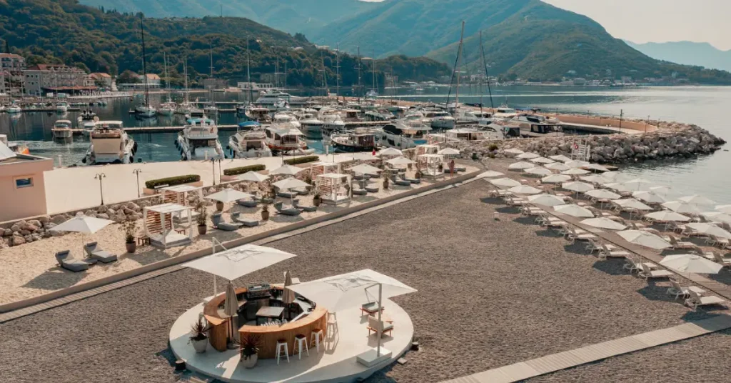 Lazure Hotel & Marina (Igalo – Coastal Comfort) montenegro visaboards