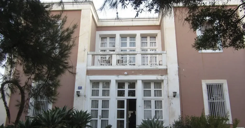 Lion Hotel (Asmara) visaboards