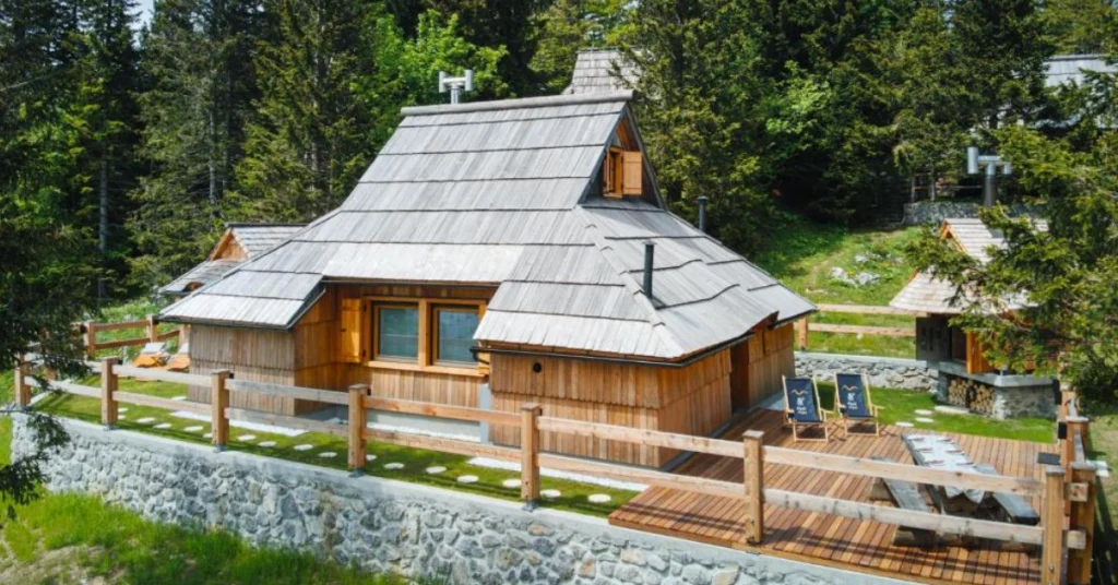 Local Guesthouses Across the Alps – Ljubljana visaboards (1)