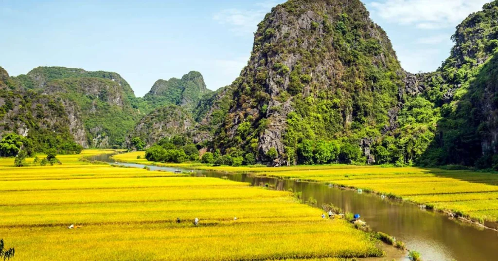 Ninh Binh in Vietnam visaboards