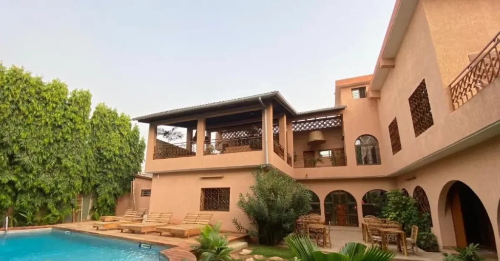 Nomads Guesthouse Budget Stay – Lomé visaboards