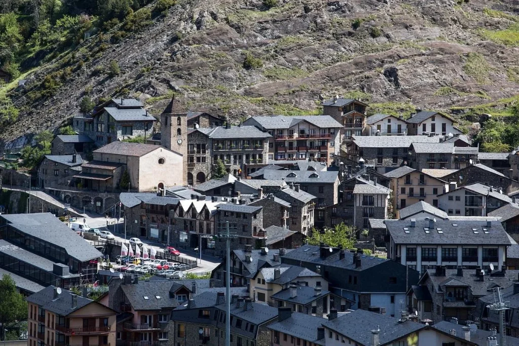 Ordino Andorra visaboards