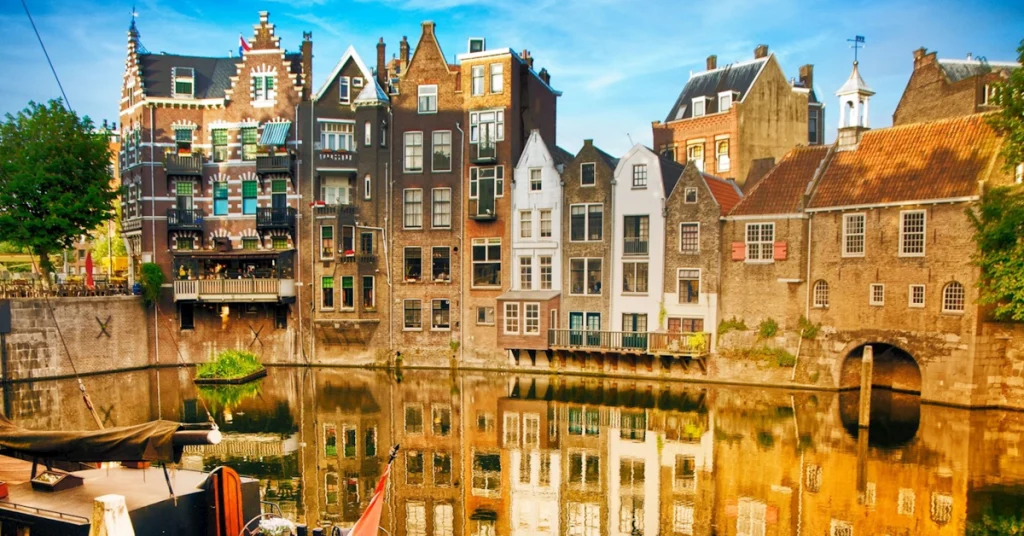 Rotterdam in Netherlands visaboards