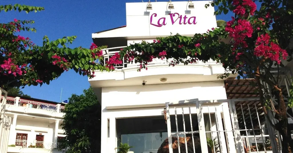 Smaller Boutique Guest House Hotels (Various Regions) lavita visaboards