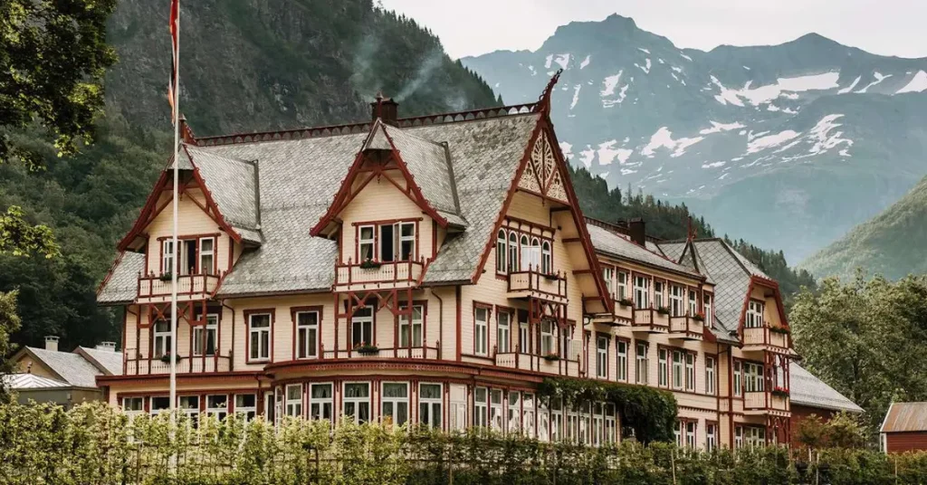 Smaller Boutique Guesthouse Style Hotels (Various Regions) norway visaboards