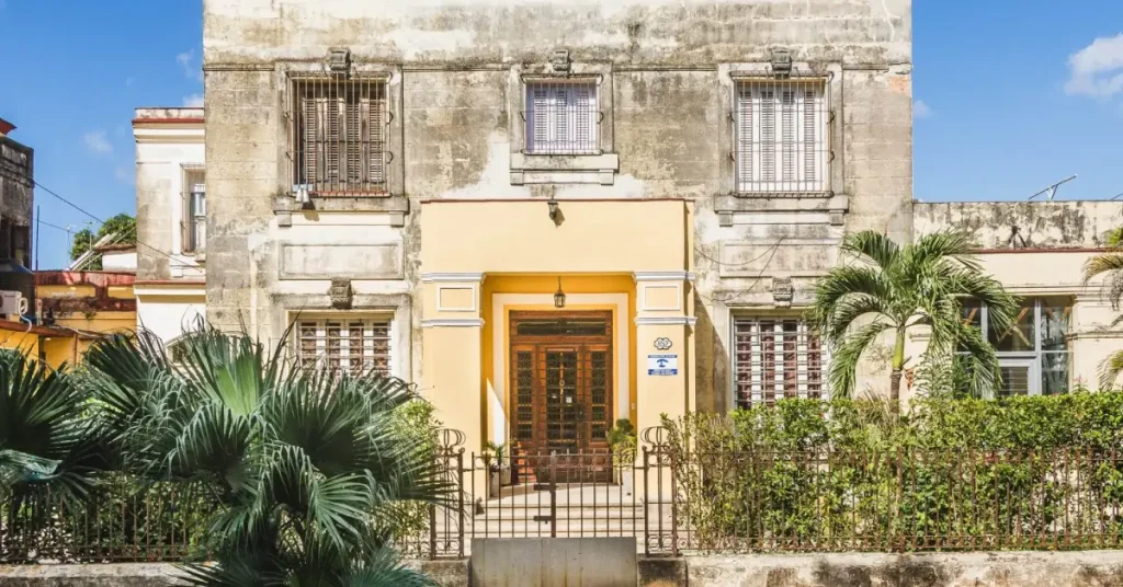 Smaller Boutique or Guesthouse Style Hotel (Various Towns) cuba visaboards