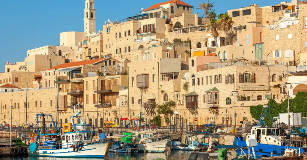 Tel Aviv in Israel visaboards