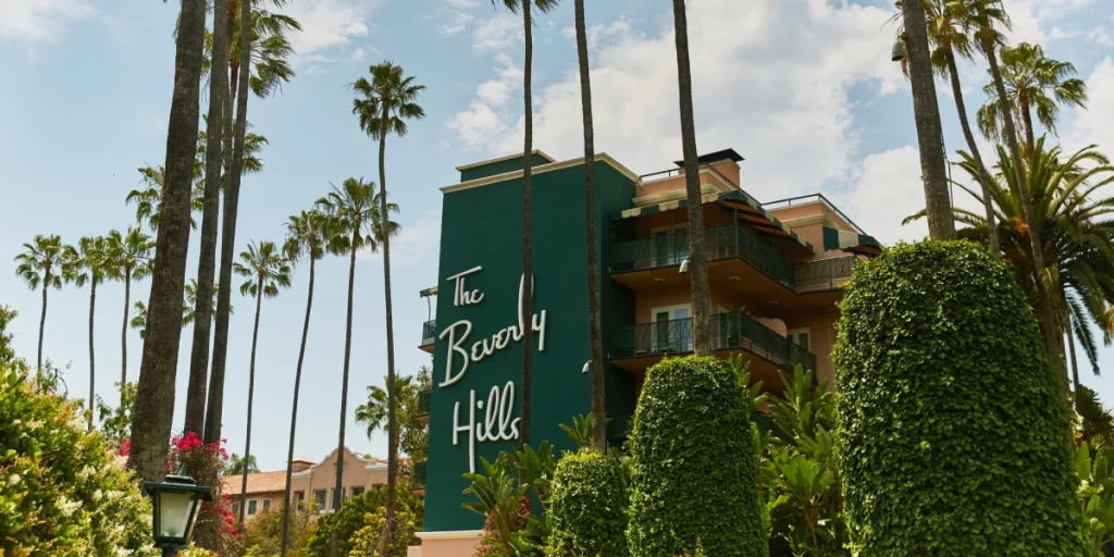 The Beverly Hills Hotel – Los Angeles visaboards