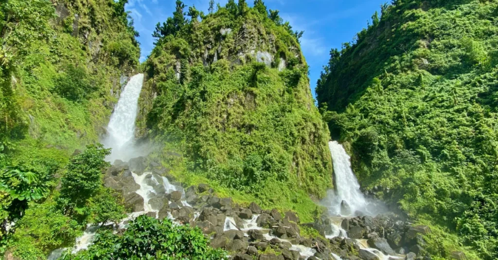 Trafalgar Falls Area in Dominica visaboards