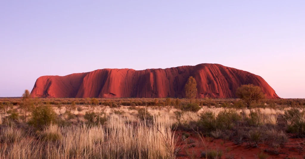 Uluru (Northern Territory) australia visaboards
