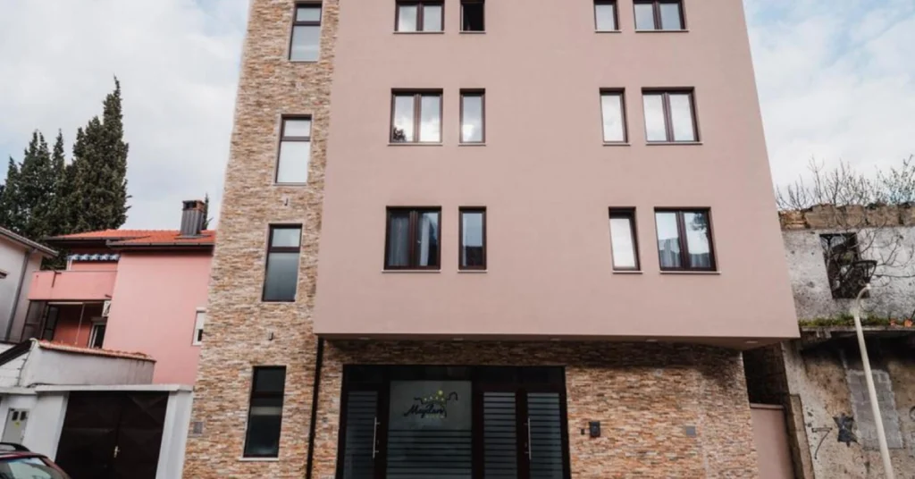 Villa Meydan, Mostar visaboards